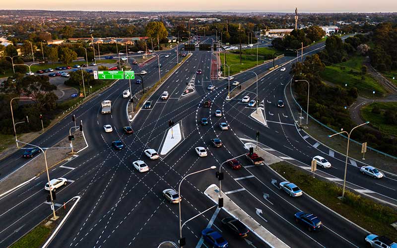 LED-lighting-Panalatinga-road-intersection