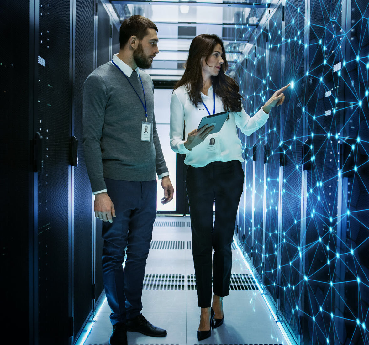 engineers-discussing